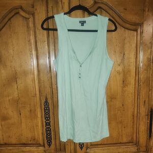 Torrid Scoop Henley Tank 3X Nwot color Smoke Green